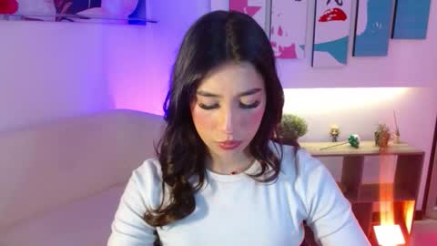 Elizabeth online show from March 12, 12:30 pm