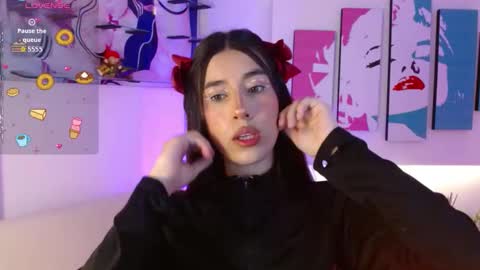 Elizabeth online show from February 2, 12:15 pm