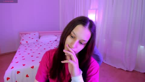 krisdoeil online show from March 17, 2:15 am