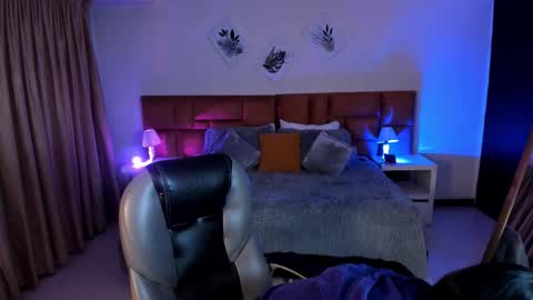 Sophia online show from October 25, 12:07 am