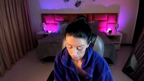 Sophia online show from October 26, 12:17 am