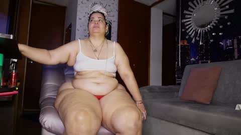 Snapshot of kristenhill1 chatting on January 13, 9:19 am Kristen online show from January 13, 9:19 am