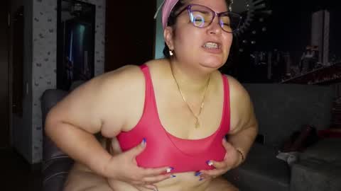 Snapshot of kristenhill1 chatting on February 15, 10:21 pm Kristen online show from February 15, 10:21 pm