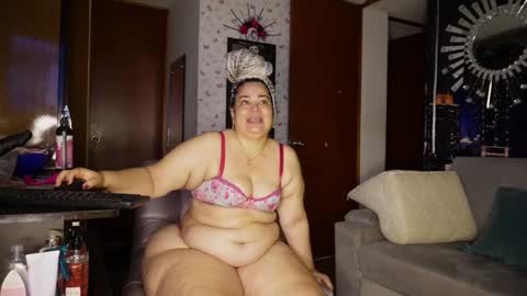 Snapshot of kristenhill1 chatting on February 3, 9:19 am Kristen online show from February 3, 9:19 am