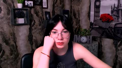 Kristen online show from March 23, 8:53 am