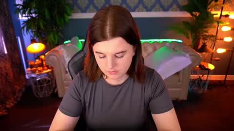 kristifoxy online show from June 16, 12:39 pm