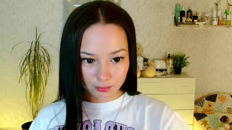 Snapshot of kristina0001 chatting on October 21, 6:12 pm Kristina online show from October 21, 6:12 pm