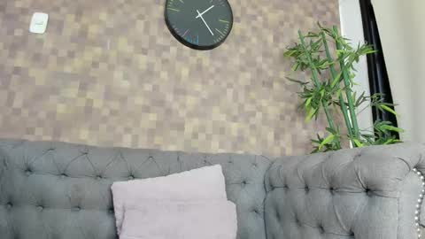 Cristina online show from November 1, 8:02 pm