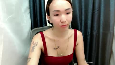kweenie1026 online show from May 12, 1:36 am