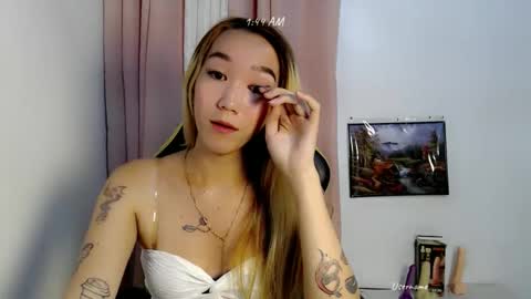 kweenie1026 online show from February 1, 5:44 pm