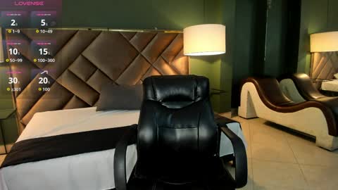 kya_wild online show from March 13, 11:17 pm