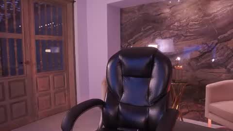 I am Kyla online show from June 27, 12:22 pm