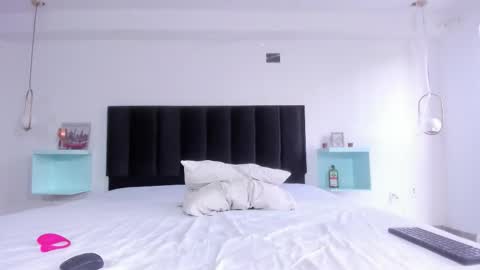 KyleDoom online show from December 18, 1:27 pm