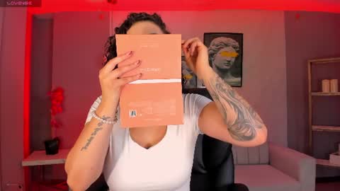 Kylie Jenkins online show from July 15, 11:37 am