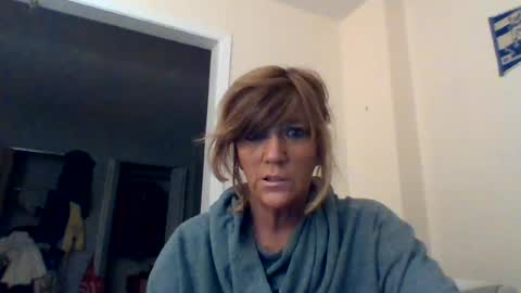 kym12672 online show from June 21, 3:21 am