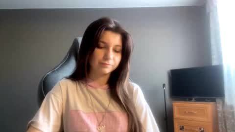 Kary online show from February 17, 1:43 pm