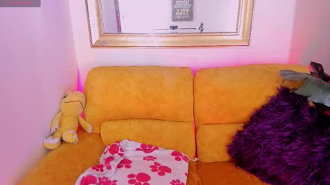 Kyomi online show from March 18, 1:27 pm