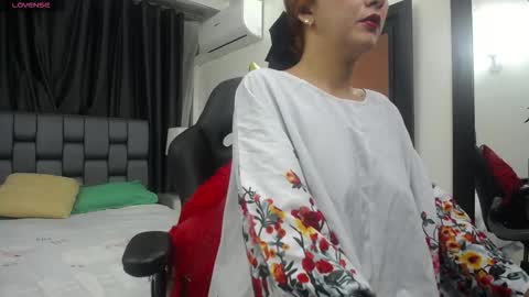 Kyra online show from March 6, 12:44 pm