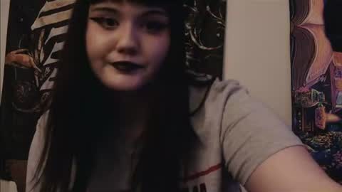 Lily online show from July 14, 3:33 am