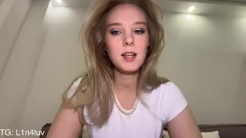 lina online show from May 4, 5:39 pm