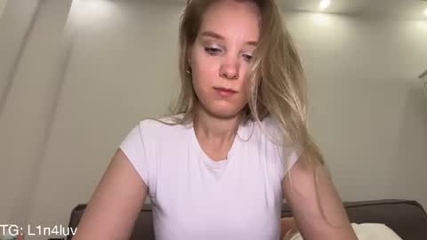 lina online show from June 15, 6:08 pm