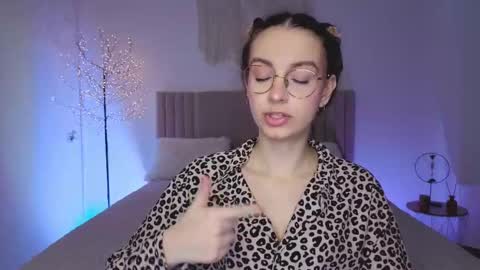 Margo  online show from March 17, 2:43 pm