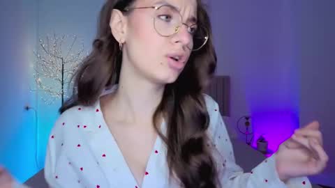 Margo  online show from March 5, 3:08 pm