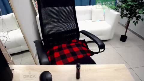 Stephanie online show from March 23, 11:49 am