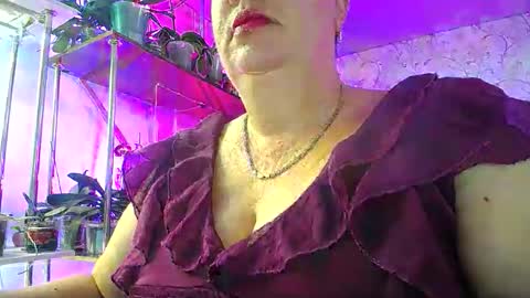 Lady Gloria online show from September 9, 4:23 am