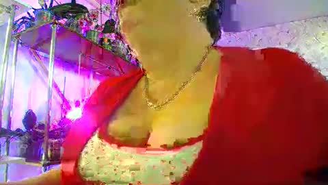 Lady Gloria online show from May 3, 7:12 am