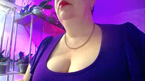 Lady Gloria online show from January 16, 5:25 am