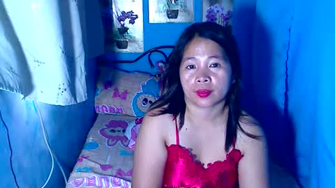 lady_in_bed69 online show from July 4, 12:39 am