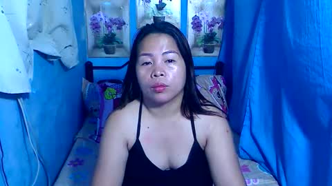 lady_in_bed69 online show from July 20, 10:54 pm