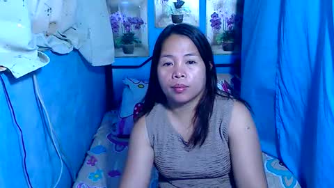 lady_in_bed69 online show from July 12, 1:17 am