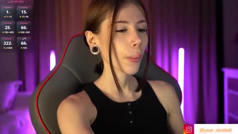 lady_nicolett online show from October 29, 7:23 am