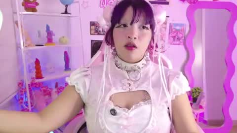 Lady  online show from June 14, 4:13 am
