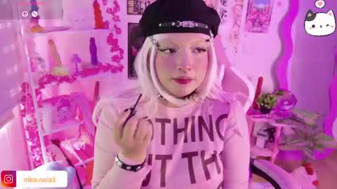 Lady  online show from July 27, 9:23 pm