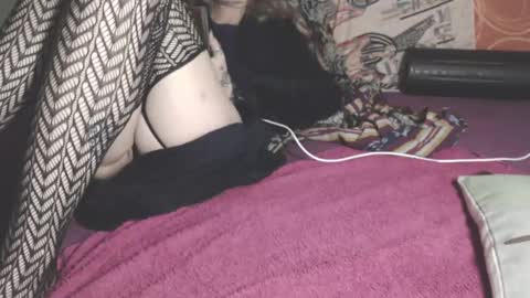 Snapshot of lady_simone chatting on February 2, 12:24 pm lady_simone online show from February 2, 12:24 pm