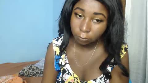 Snapshot of lady_twerky chatting on January 26, 10:34 am Maya online show from January 26, 10:34 am