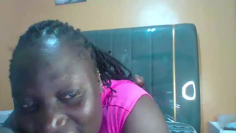 lindah32 online show from June 6, 11:22 pm