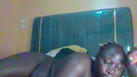 lindah32 online show from October 29, 7:27 pm