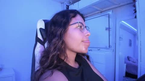  Lady  online show from June 24, 3:27 am