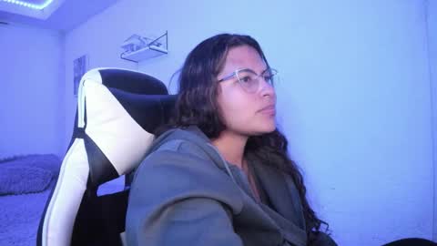  Lady  online show from February 20, 6:26 am