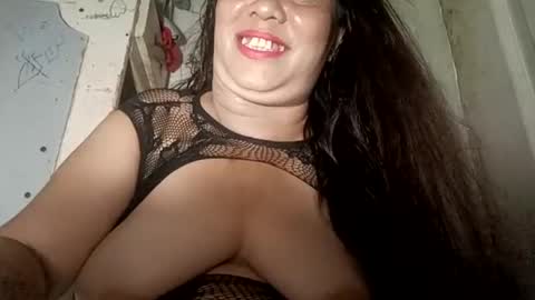 ladyjelyn69 online show from June 14, 5:52 am