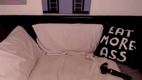 Next Stream online show from September 30, 6:30 am