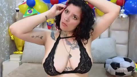 LadyMiaX online show from June 21, 3:43 am
