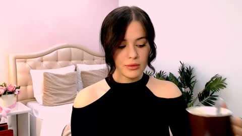Snapshot of ladyofcandy chatting on September 27, 12:45 pm Amelia online show from September 27, 12:45 pm