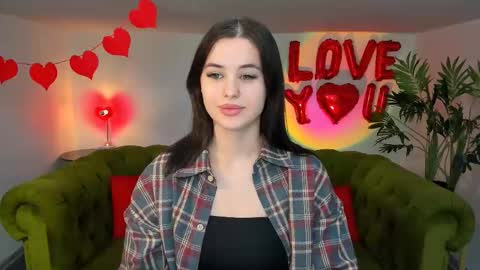 Snapshot of ladyofcandy chatting on February 18, 1:00 pm Amelia online show from February 18, 1:00 pm