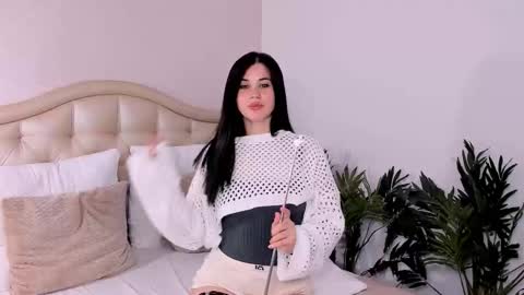 Snapshot of ladyofcandy chatting on September 12, 1:29 pm Amelia online show from September 12, 1:29 pm