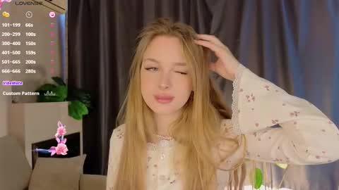 Lilia online show from November 30, 6:39 am